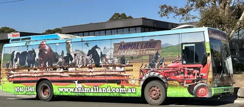 Animal Land Bus BS01DX