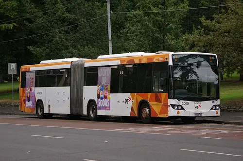 Custom Coaches “CB60 Evo II” 8033AO