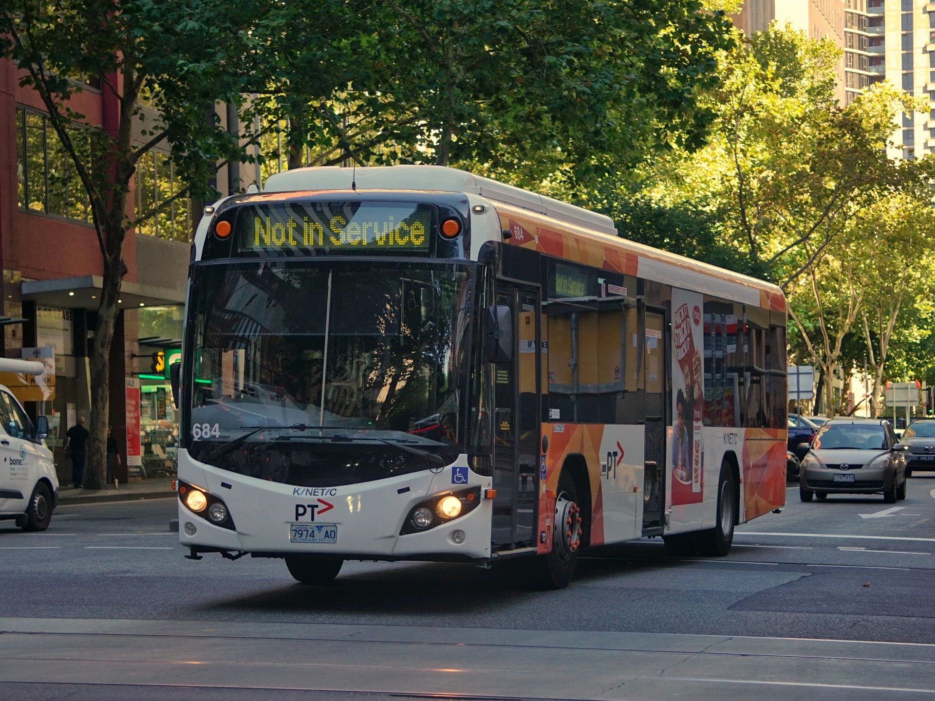 Custom Coaches “CB80” 7974AO