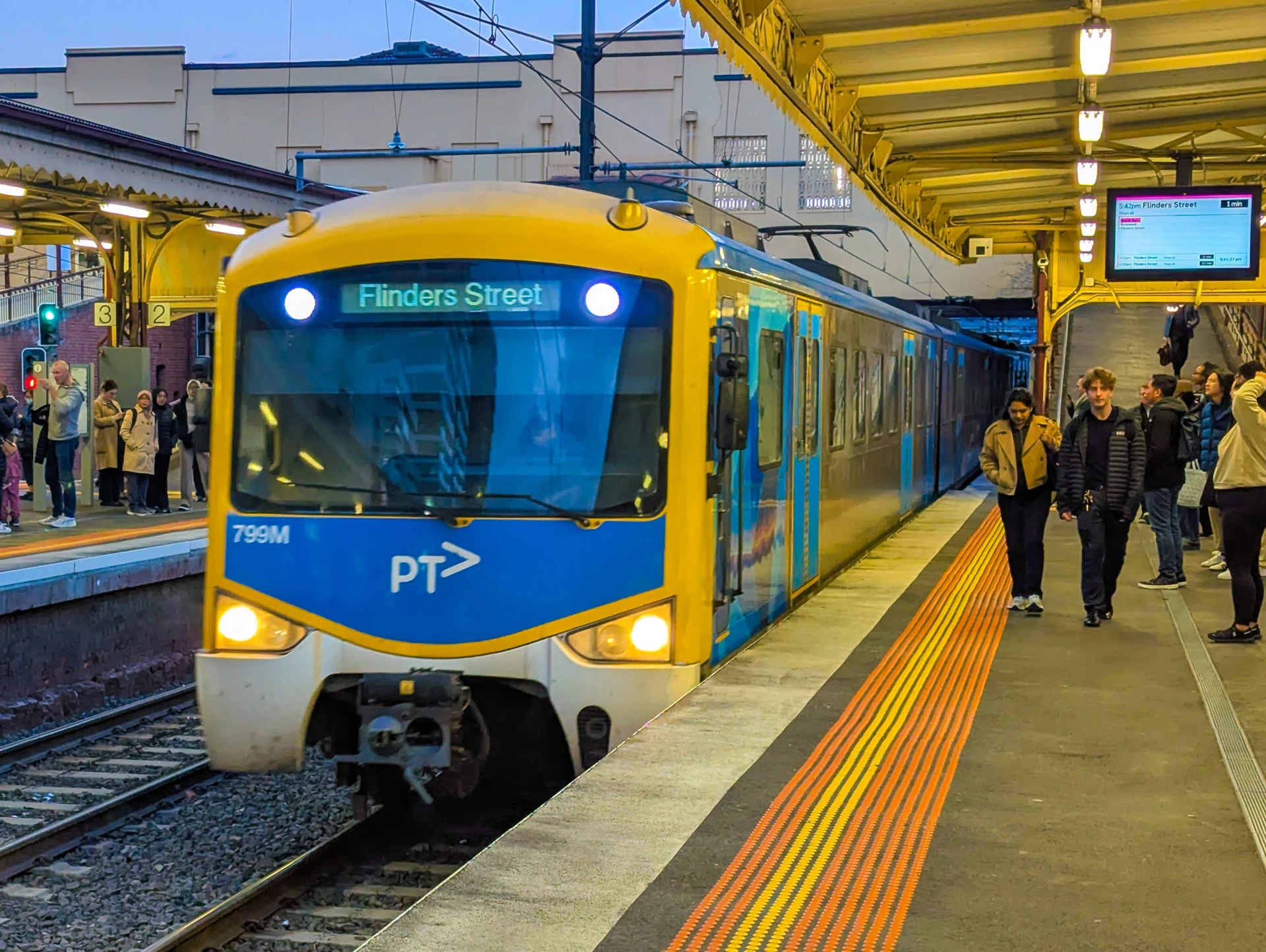 Siemens Nexas 799M