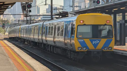 Alstom Comeng 625M