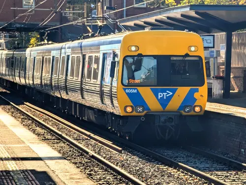 Alstom Comeng 605M