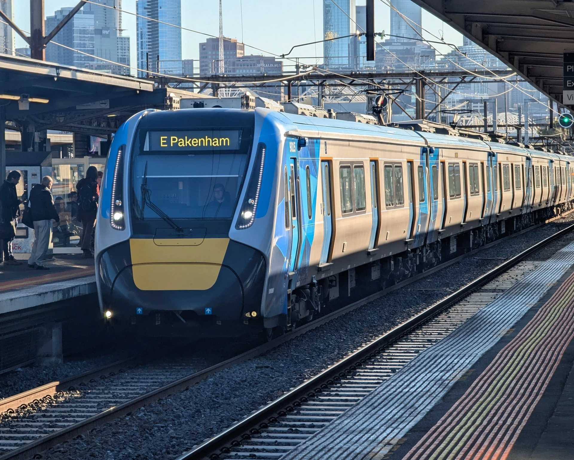 HCMT 9015