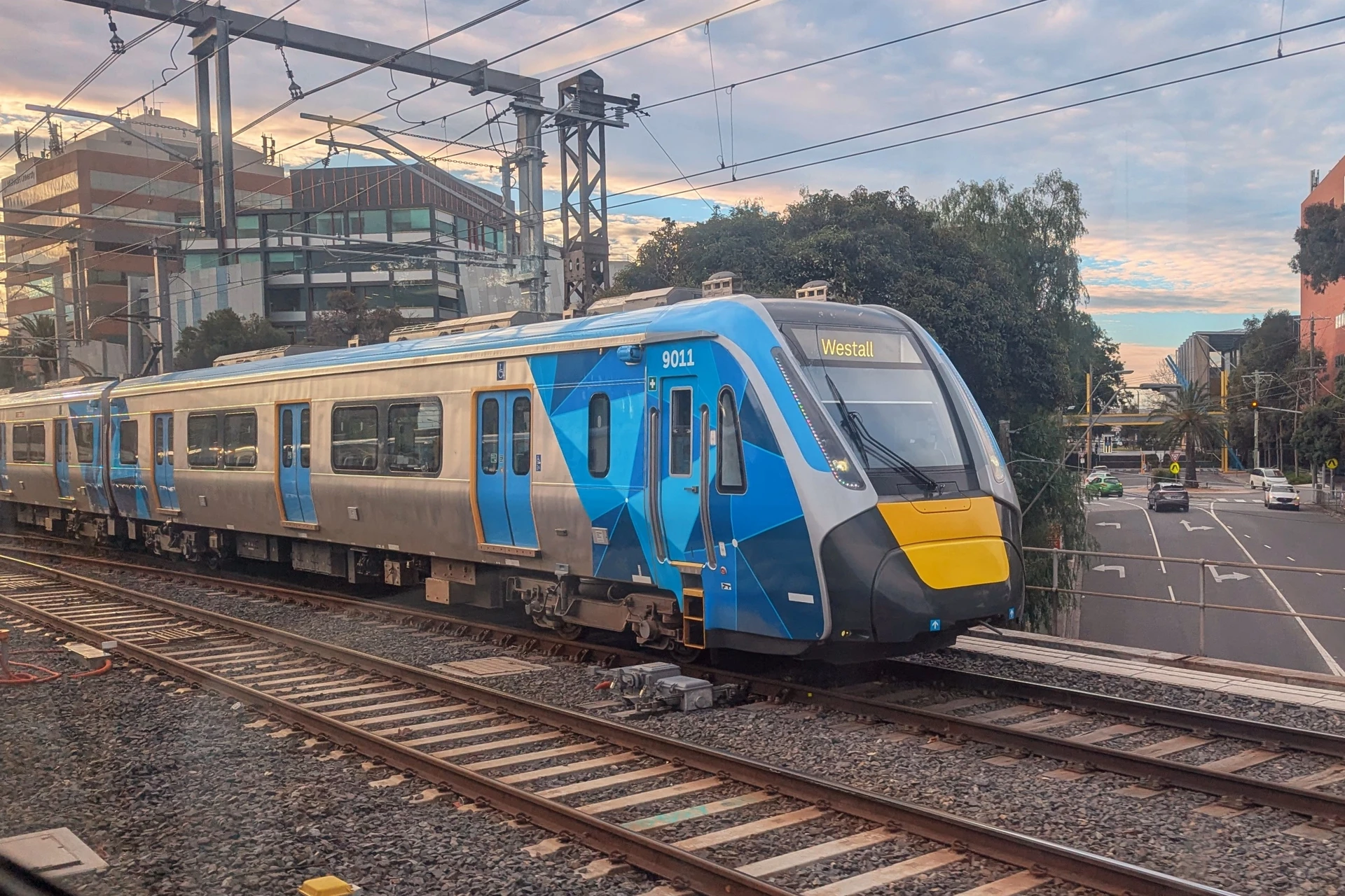 HCMT 9011