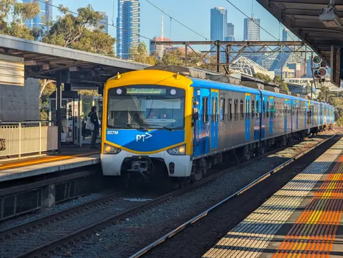 Siemens Nexas 827M