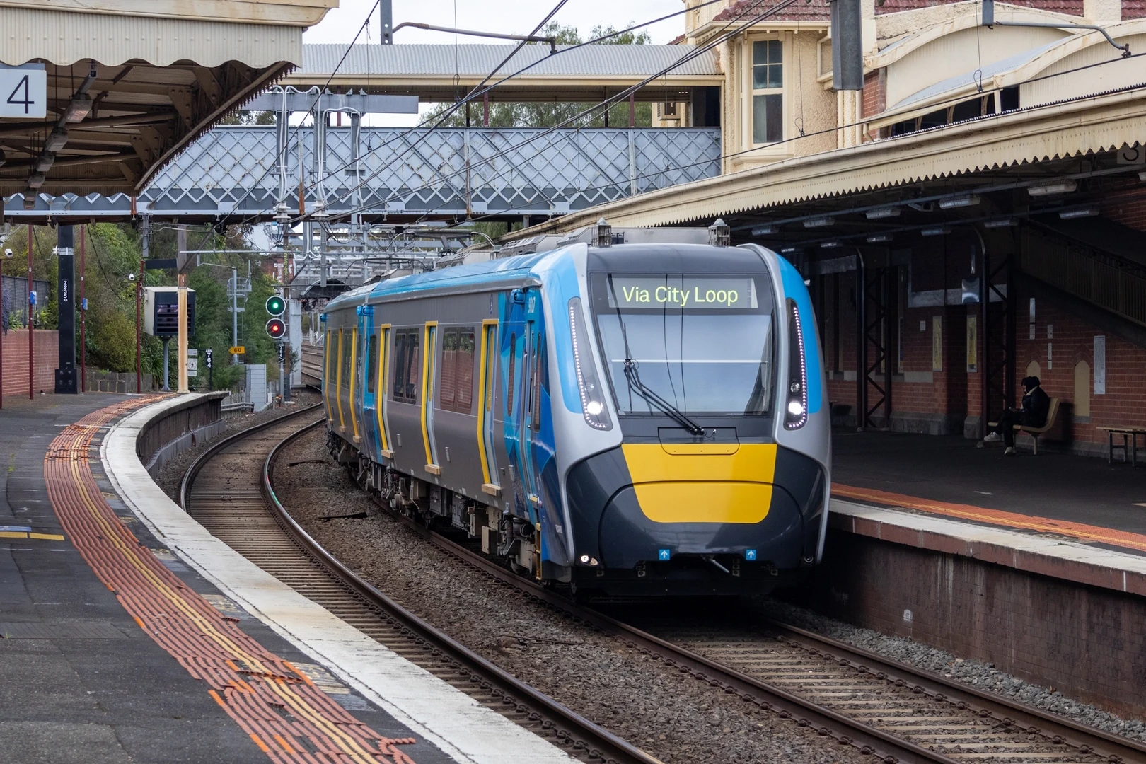 HCMT 9017