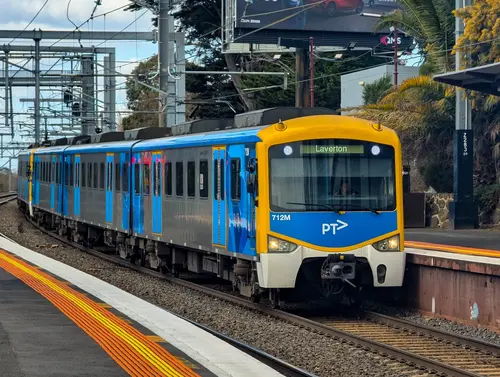 Siemens Nexas 712M