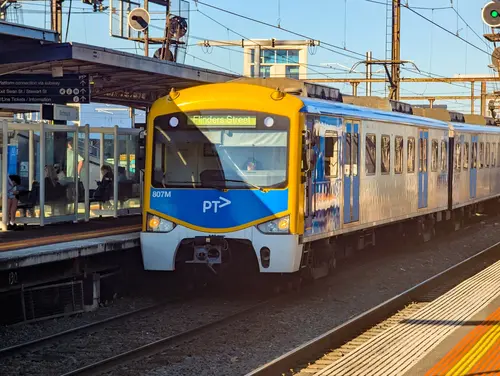 Siemens Nexas 807M