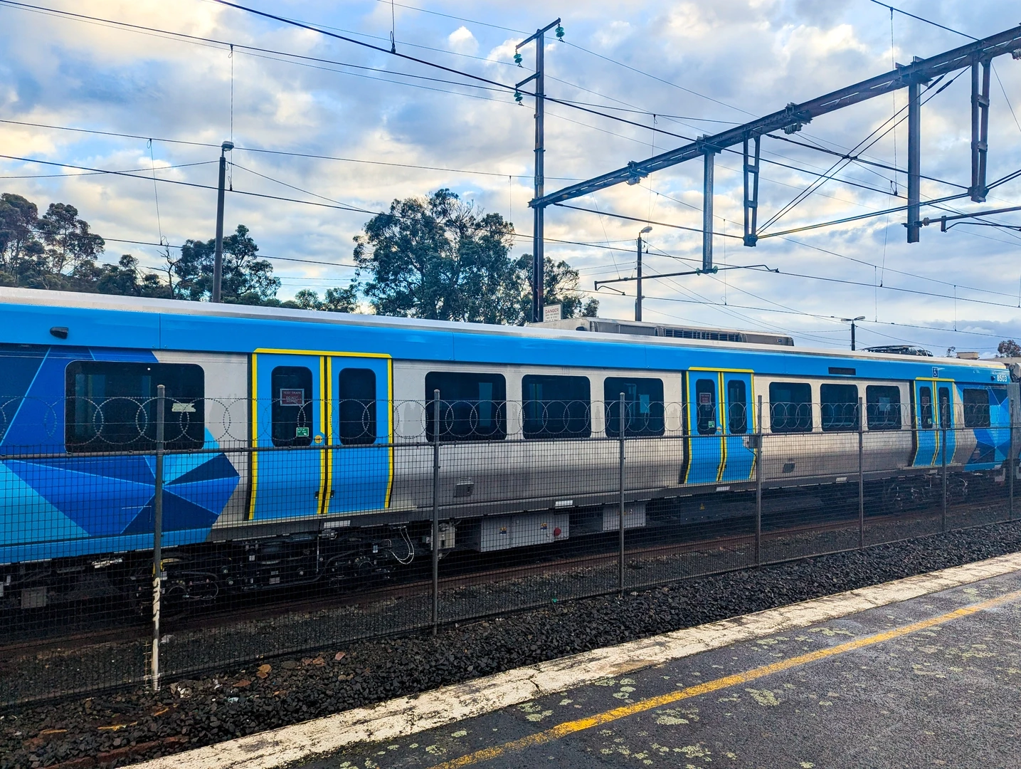 X'Trapolis 2.0 8503