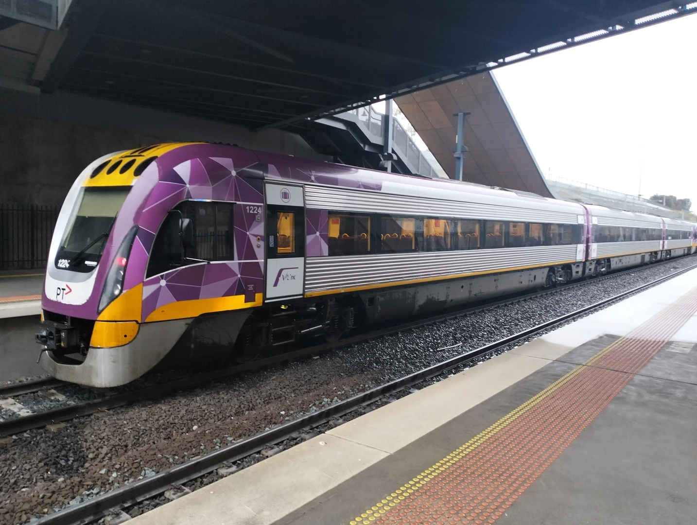 1224 - VLocity | Railway Photos