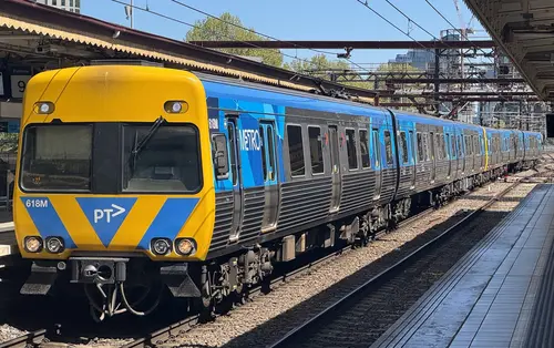 Alstom Comeng 618M
