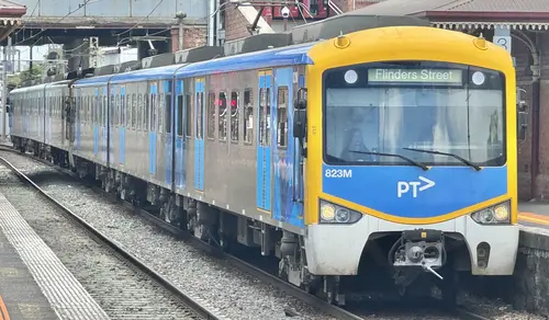 Siemens Nexas 823M