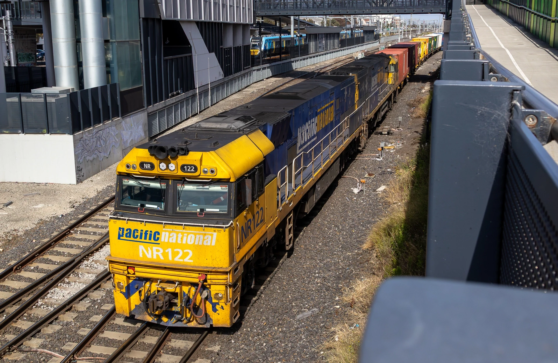NR Class NR122