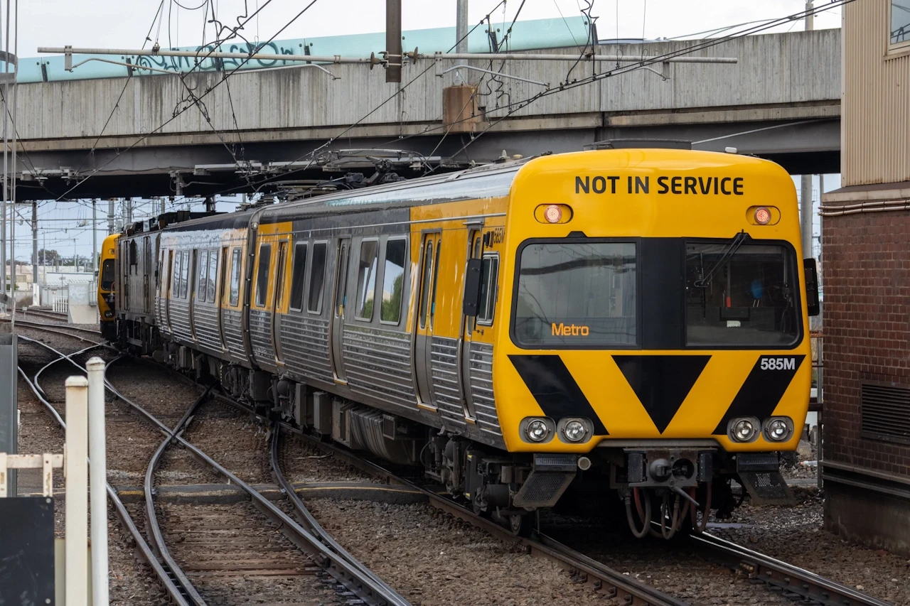 Alstom Comeng 585M