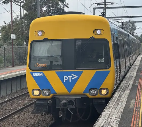 Alstom Comeng 658M