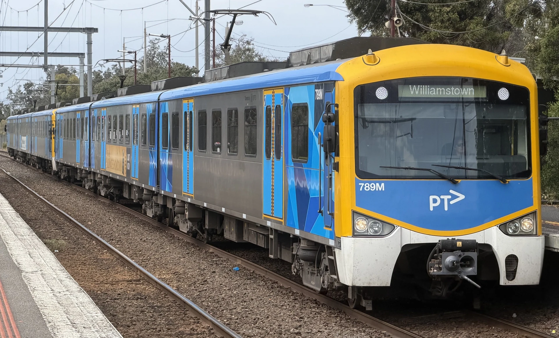 Siemens Nexas 789M