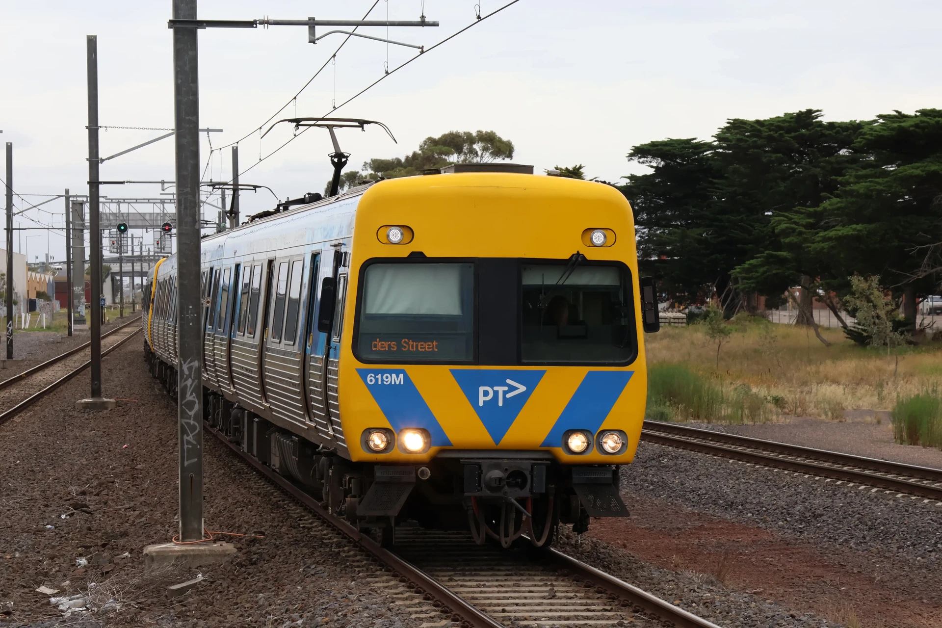 Alstom Comeng 619M