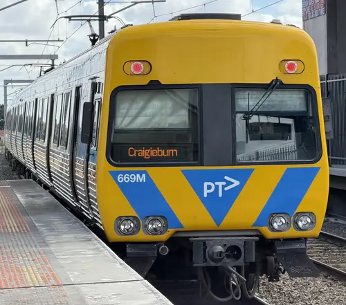 Alstom Comeng 669M