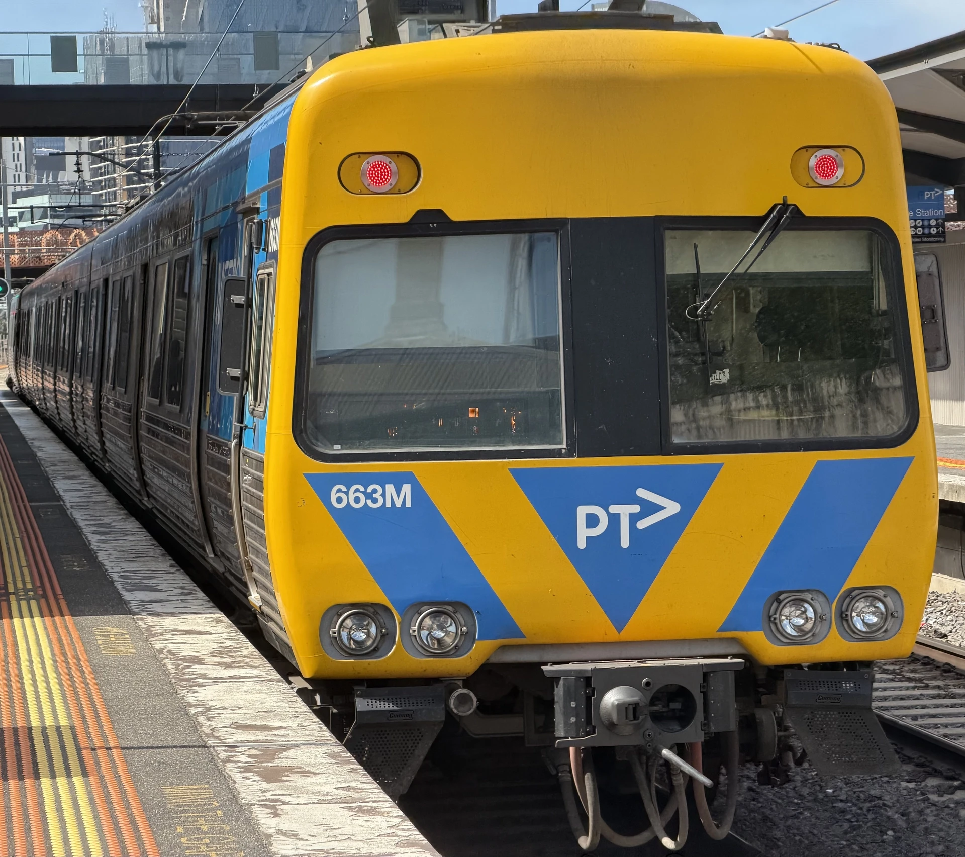 Alstom Comeng 663M