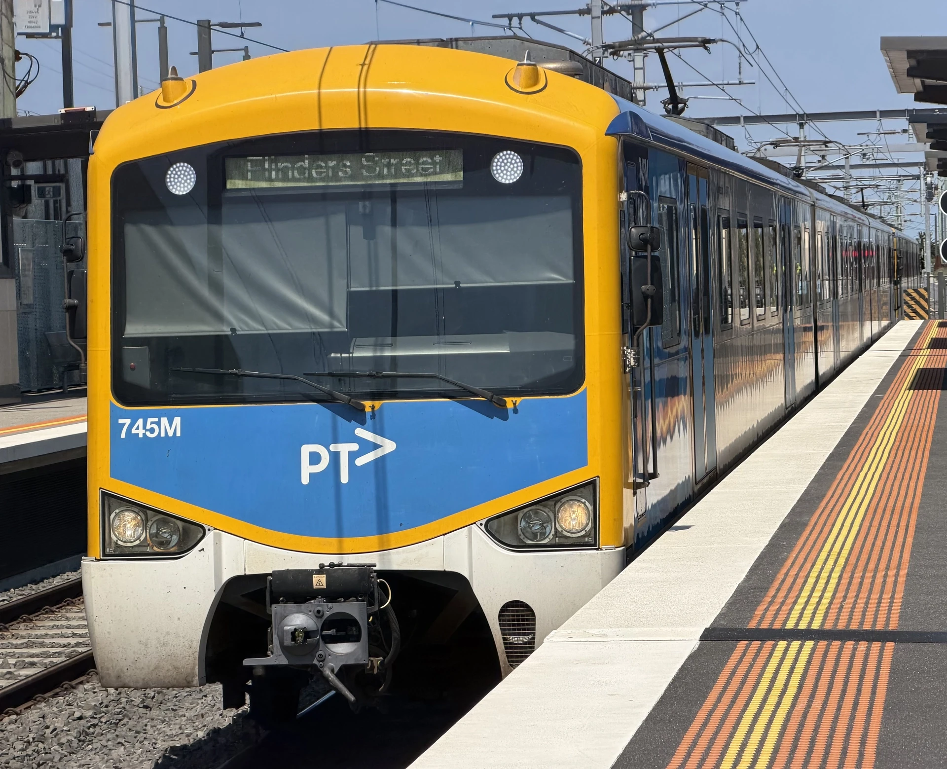 Siemens Nexas 745M