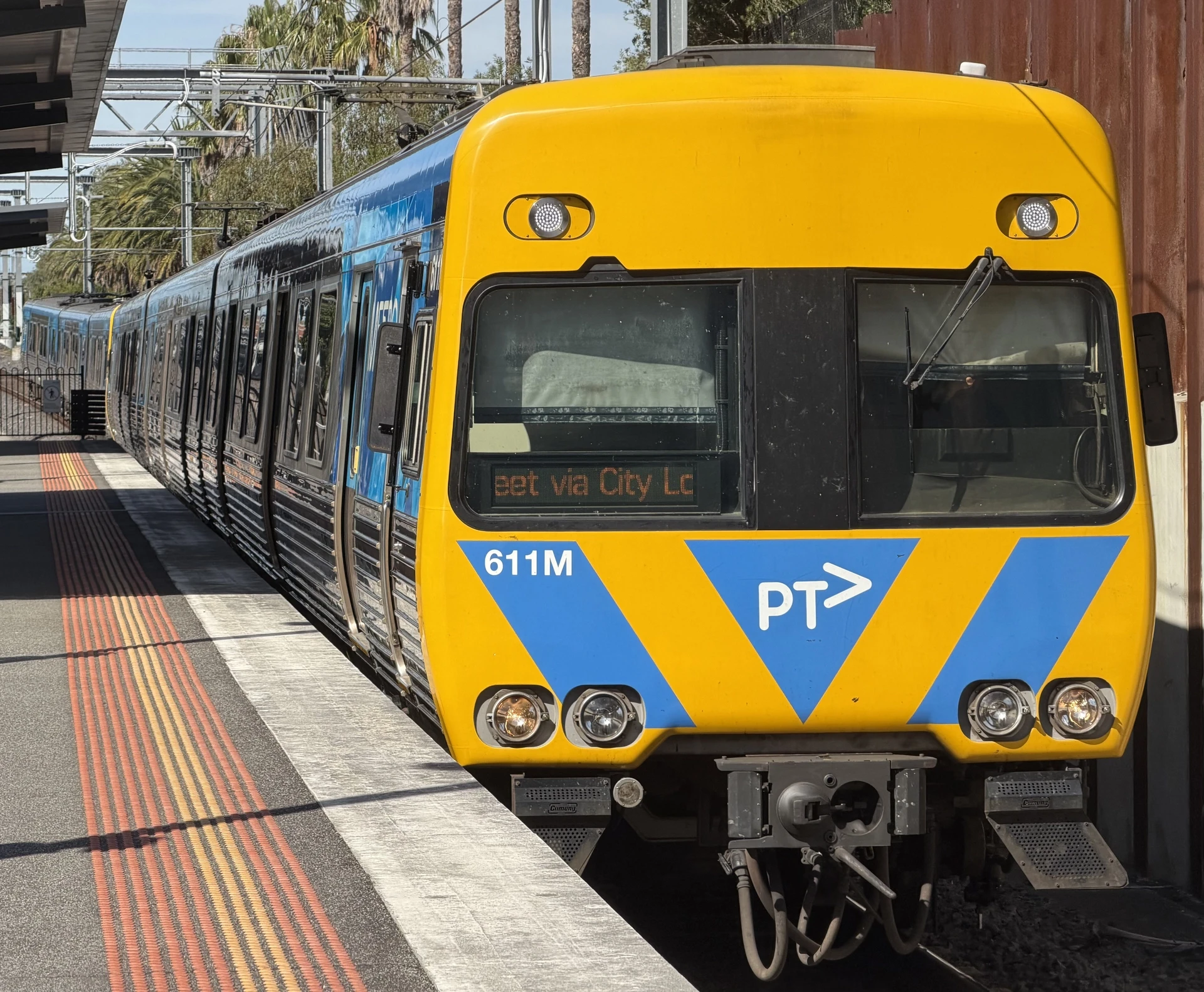 Alstom Comeng 611M