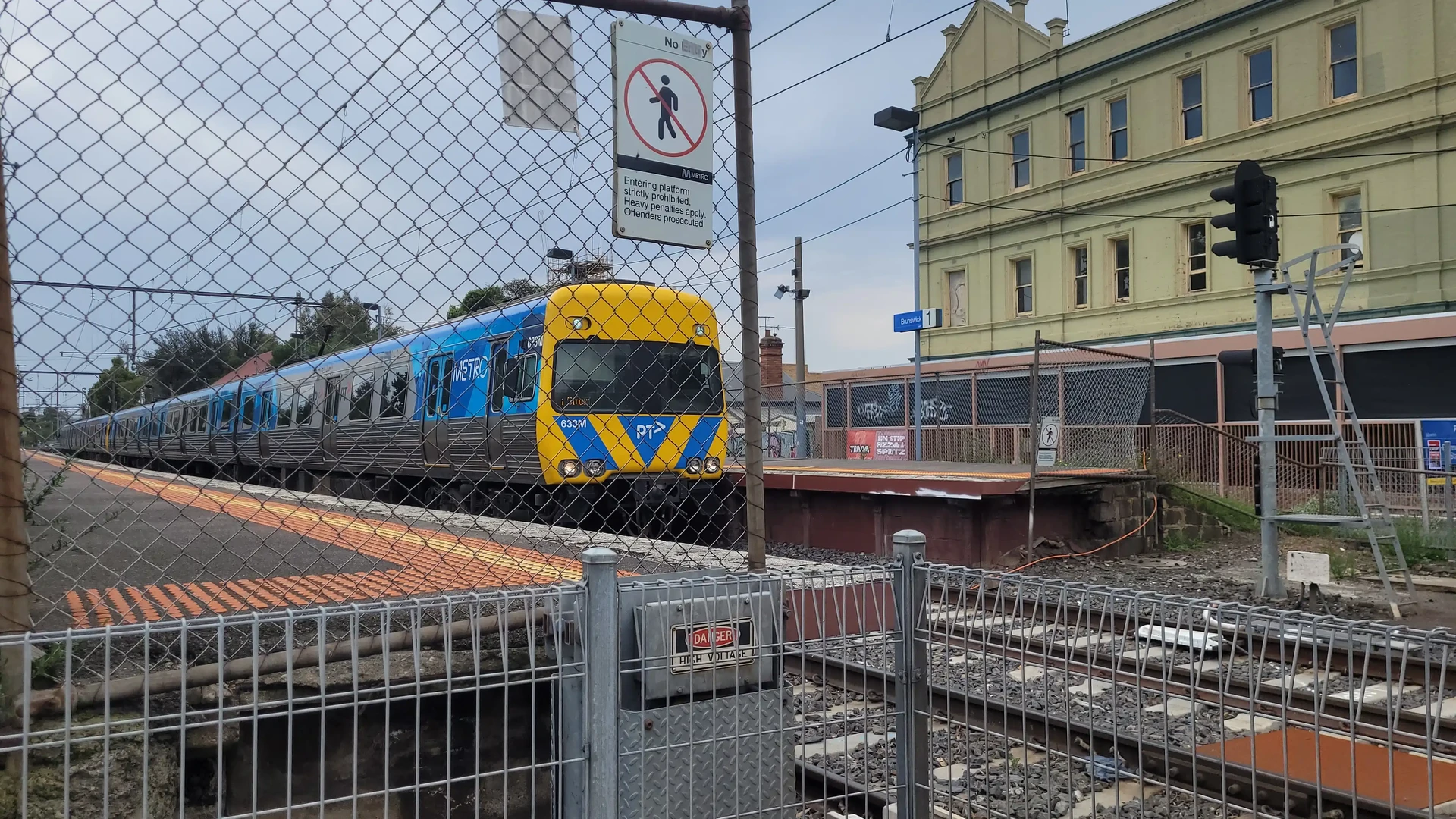 Alstom Comeng 633M