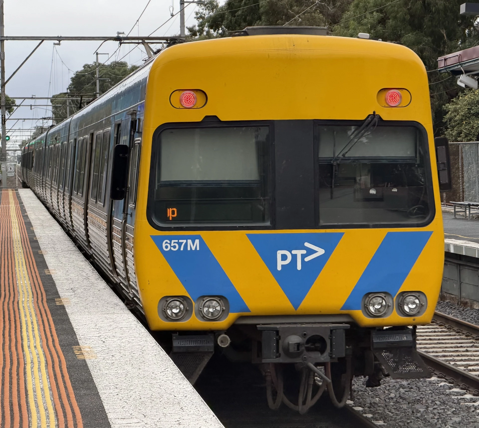 Alstom Comeng 657M