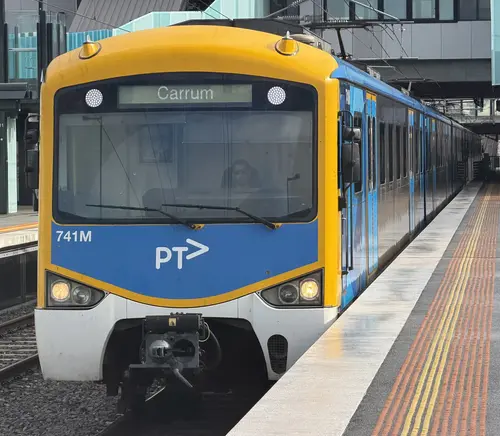 Siemens Nexas 741M