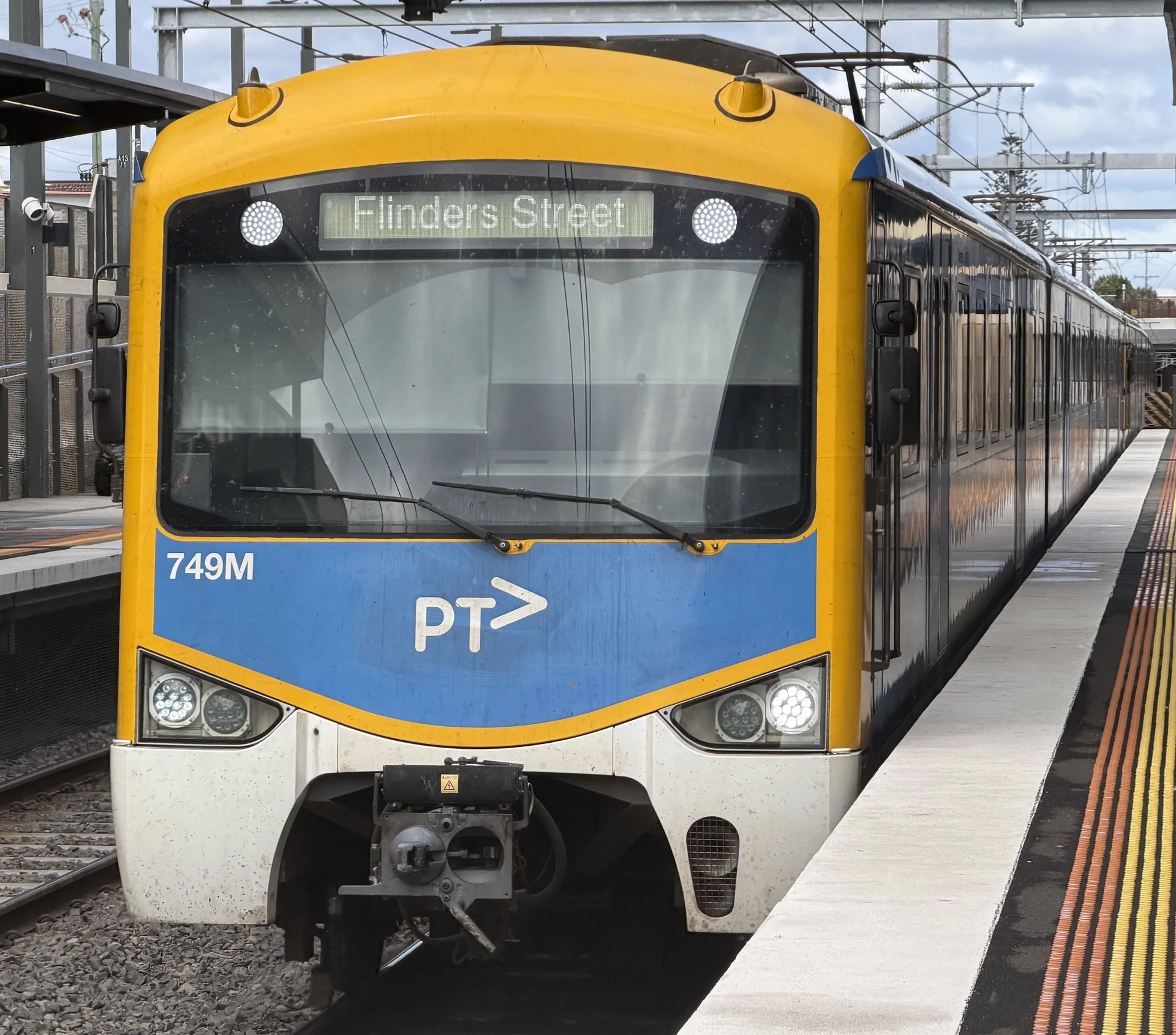 Siemens Nexas 749M