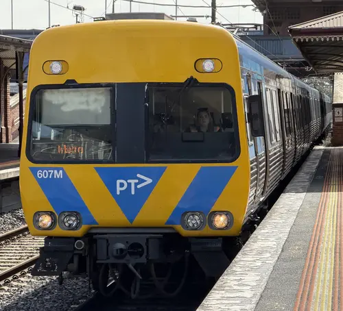 Alstom Comeng 607M