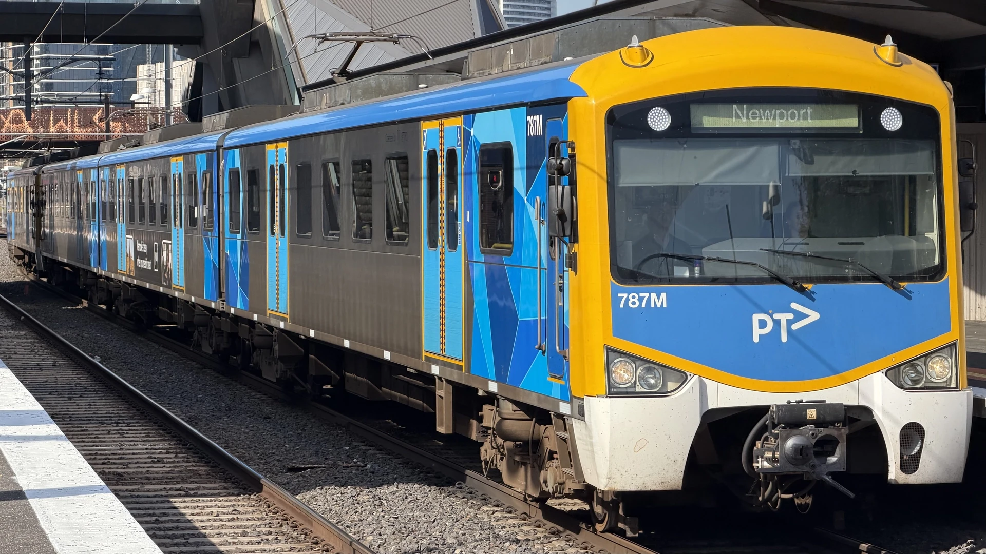Siemens Nexas 787M