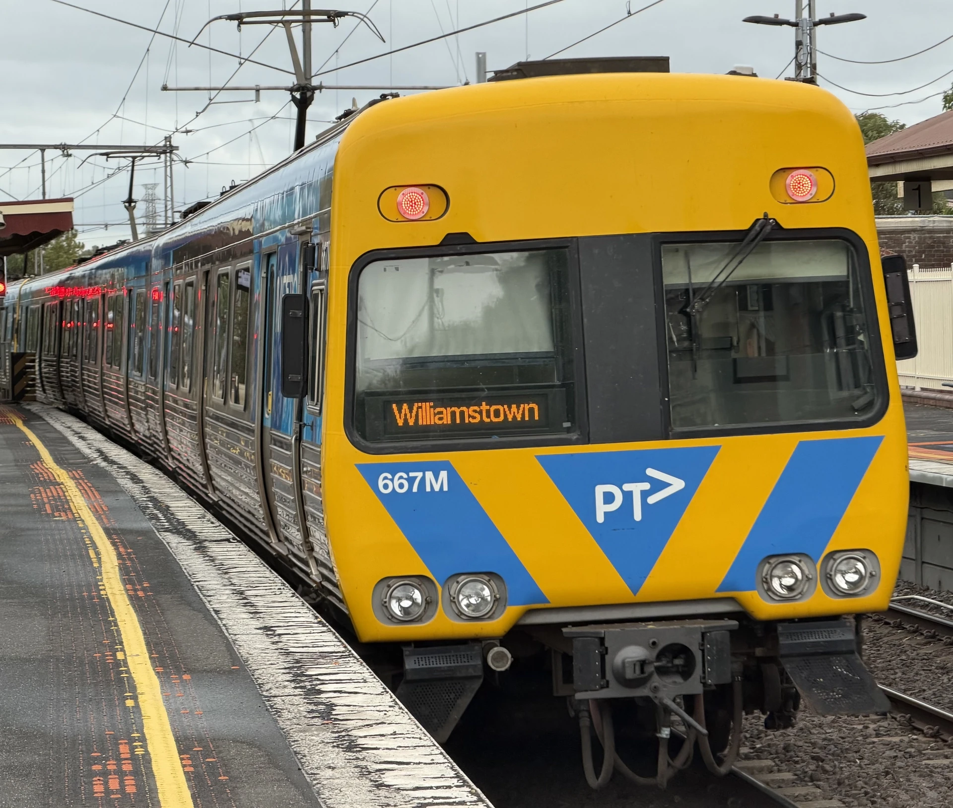Alstom Comeng 667M