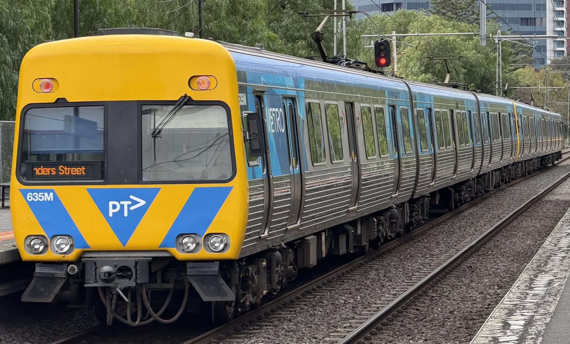 Alstom Comeng 635M