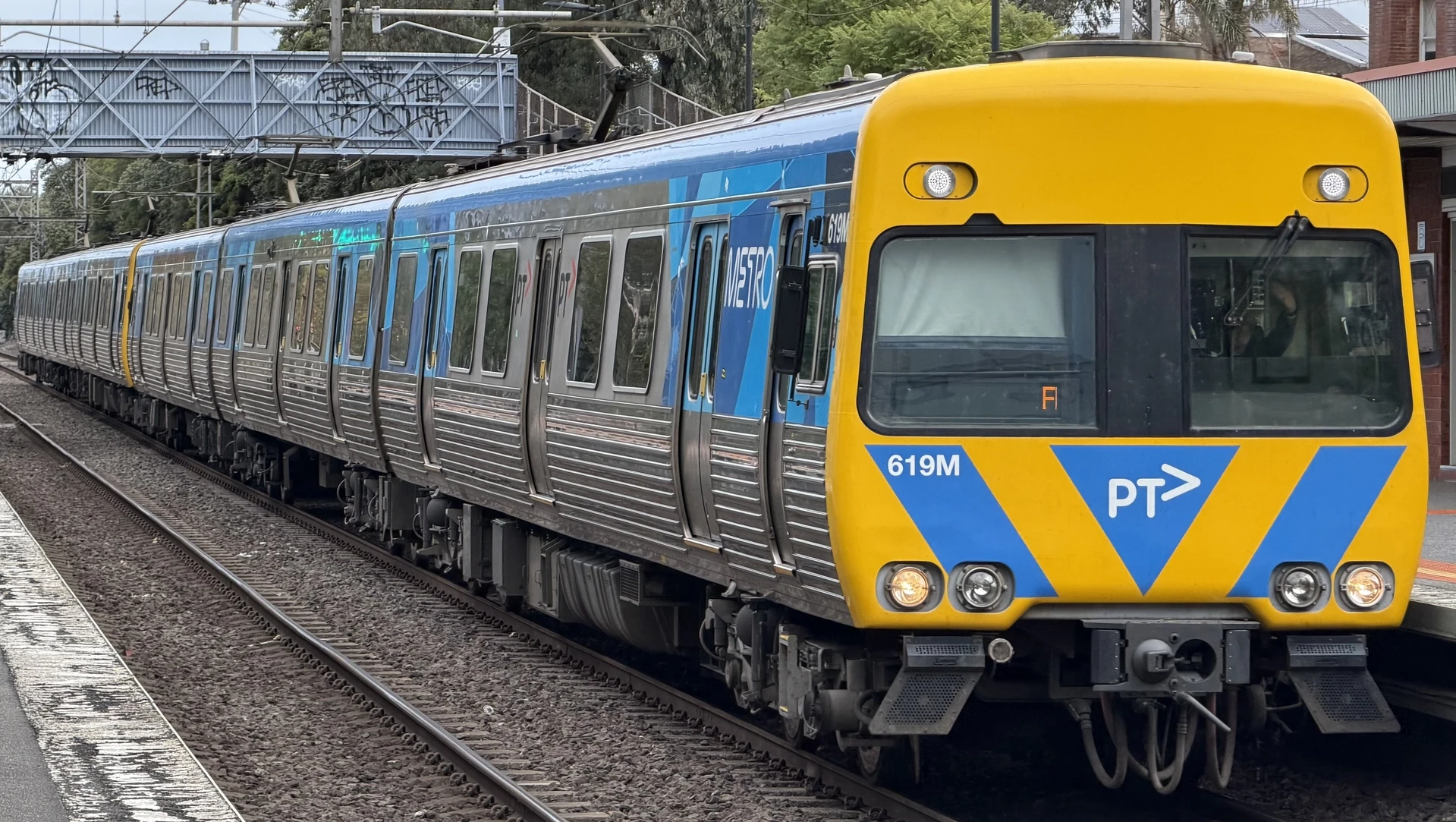 Alstom Comeng 619M