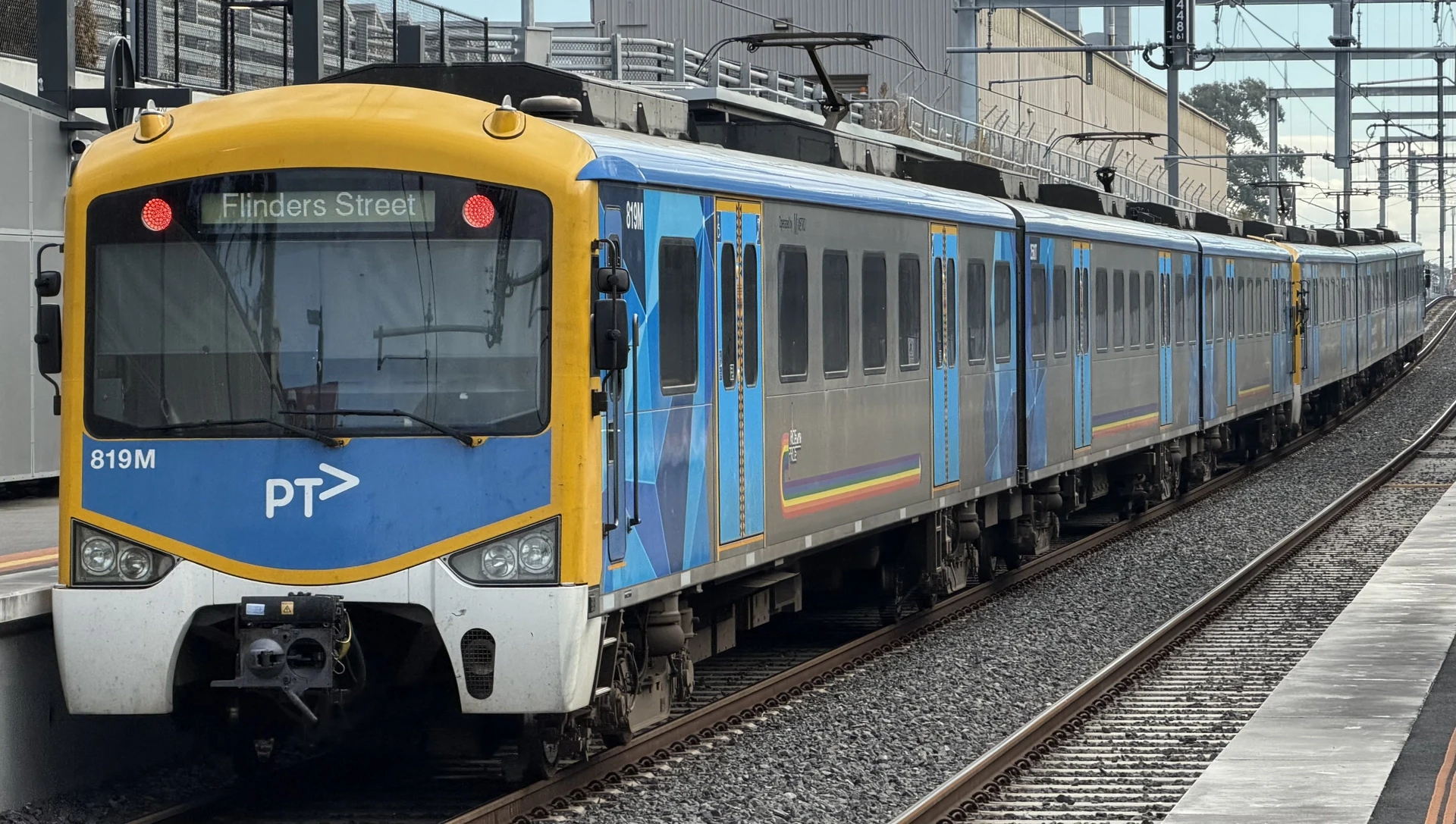 Siemens Nexas 819M