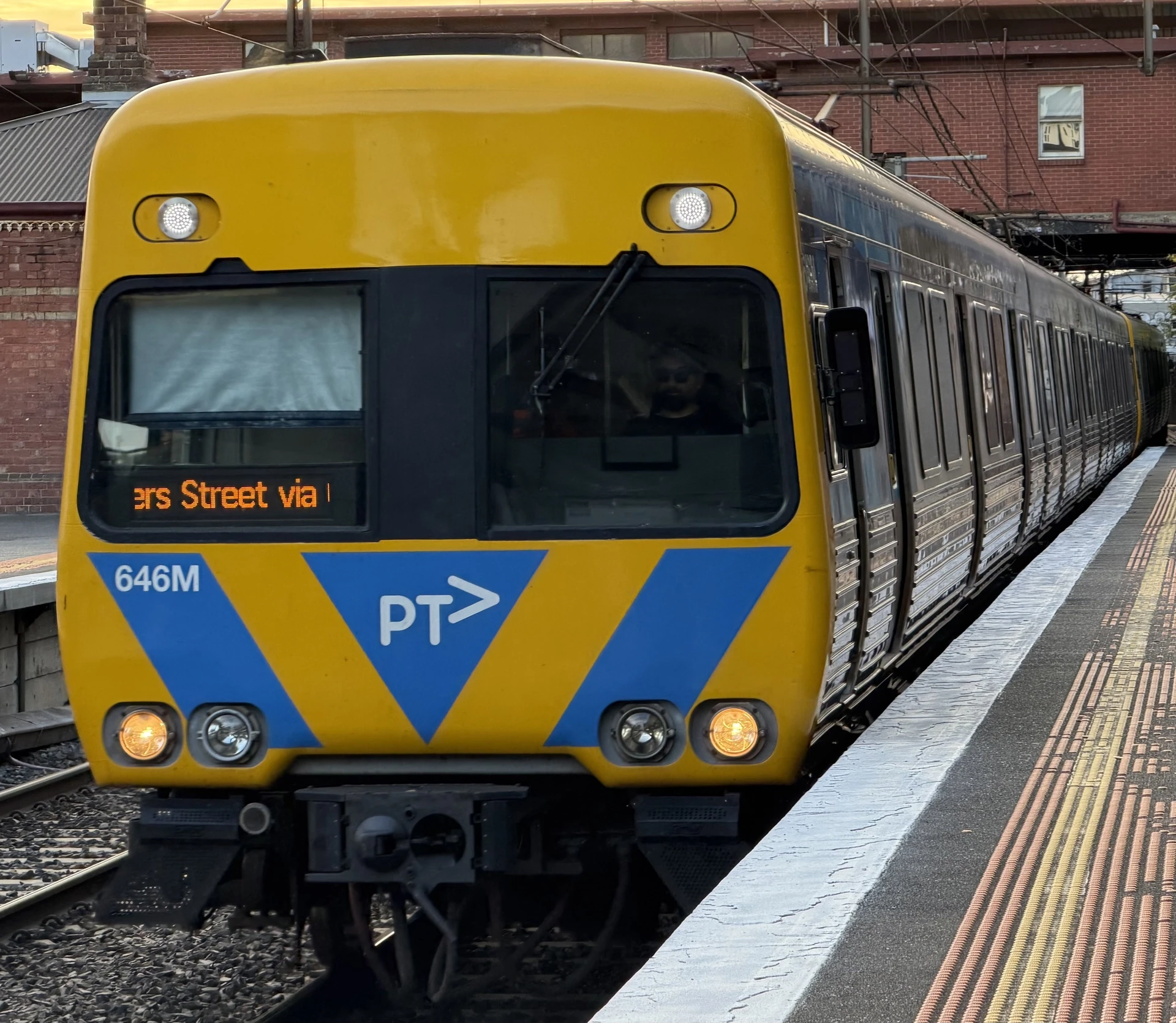 Alstom Comeng 646M