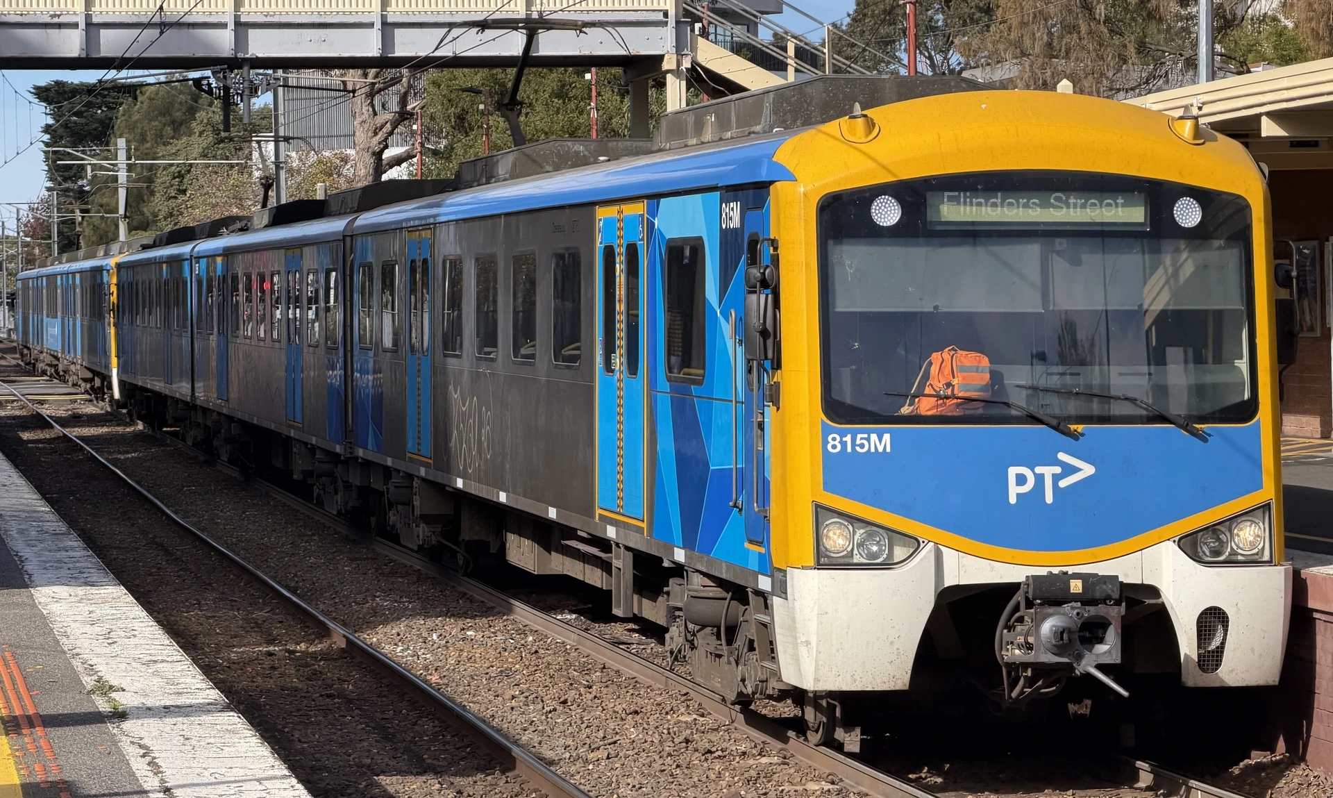 Siemens Nexas 815M