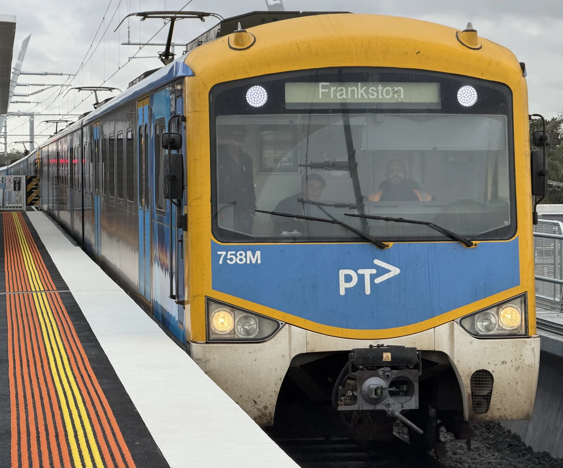 Siemens Nexas 758M