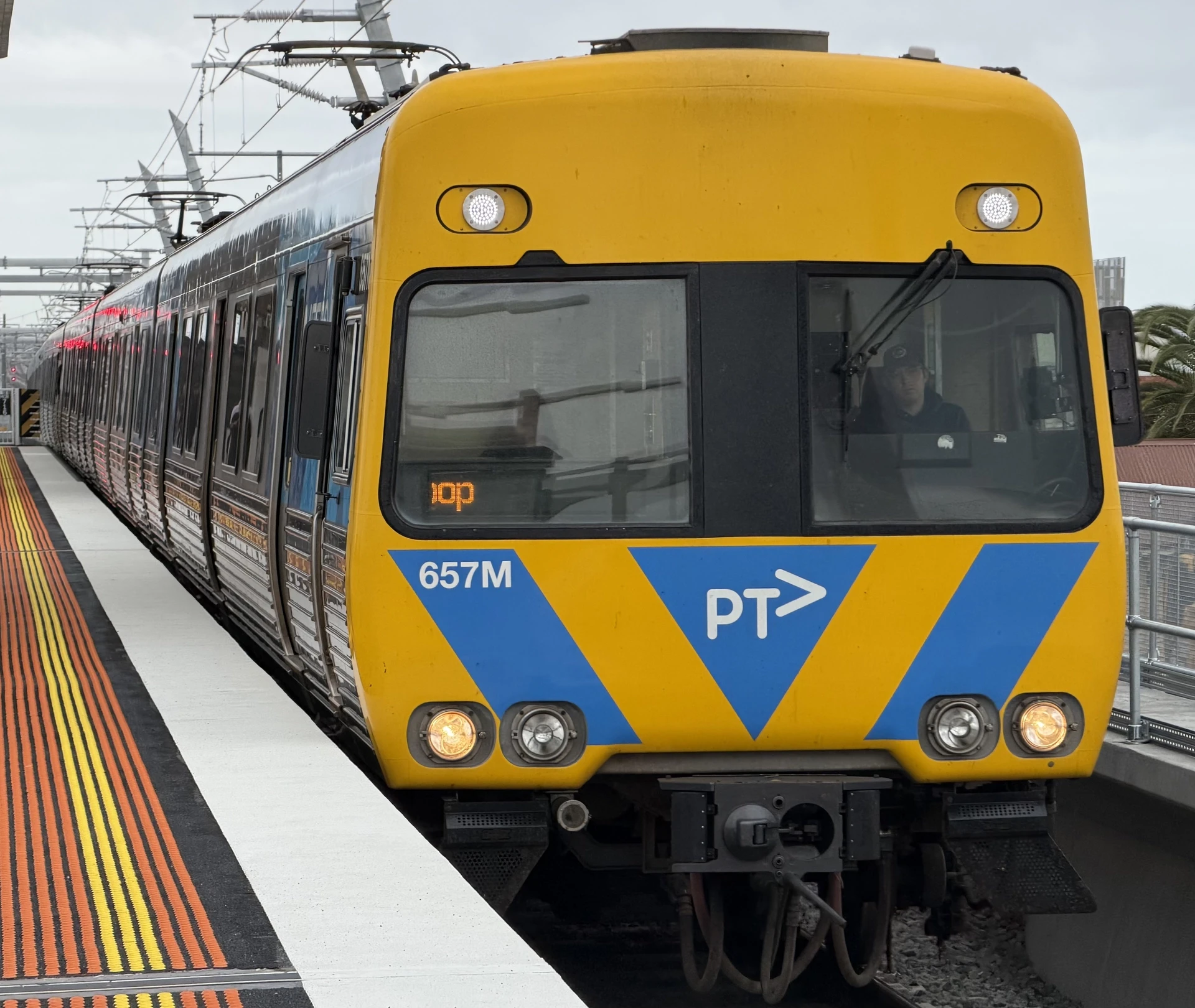 Alstom Comeng 657M