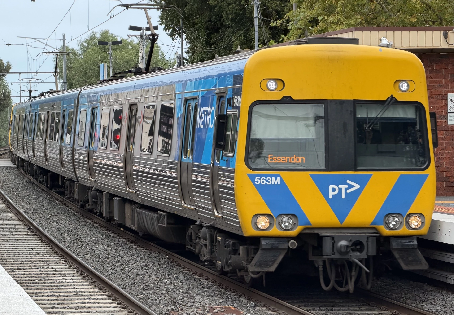 Alstom Comeng 563M