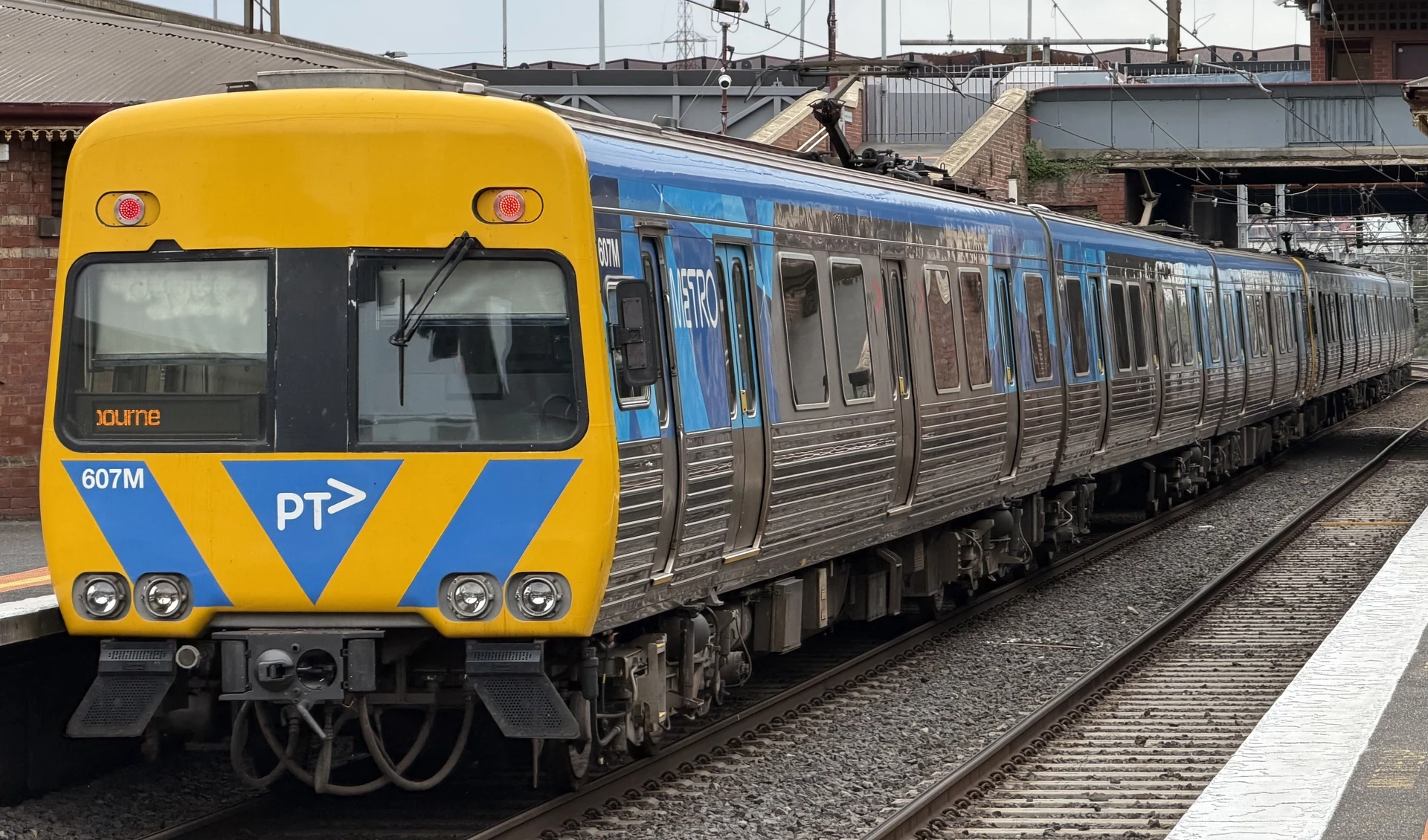 Alstom Comeng 607M