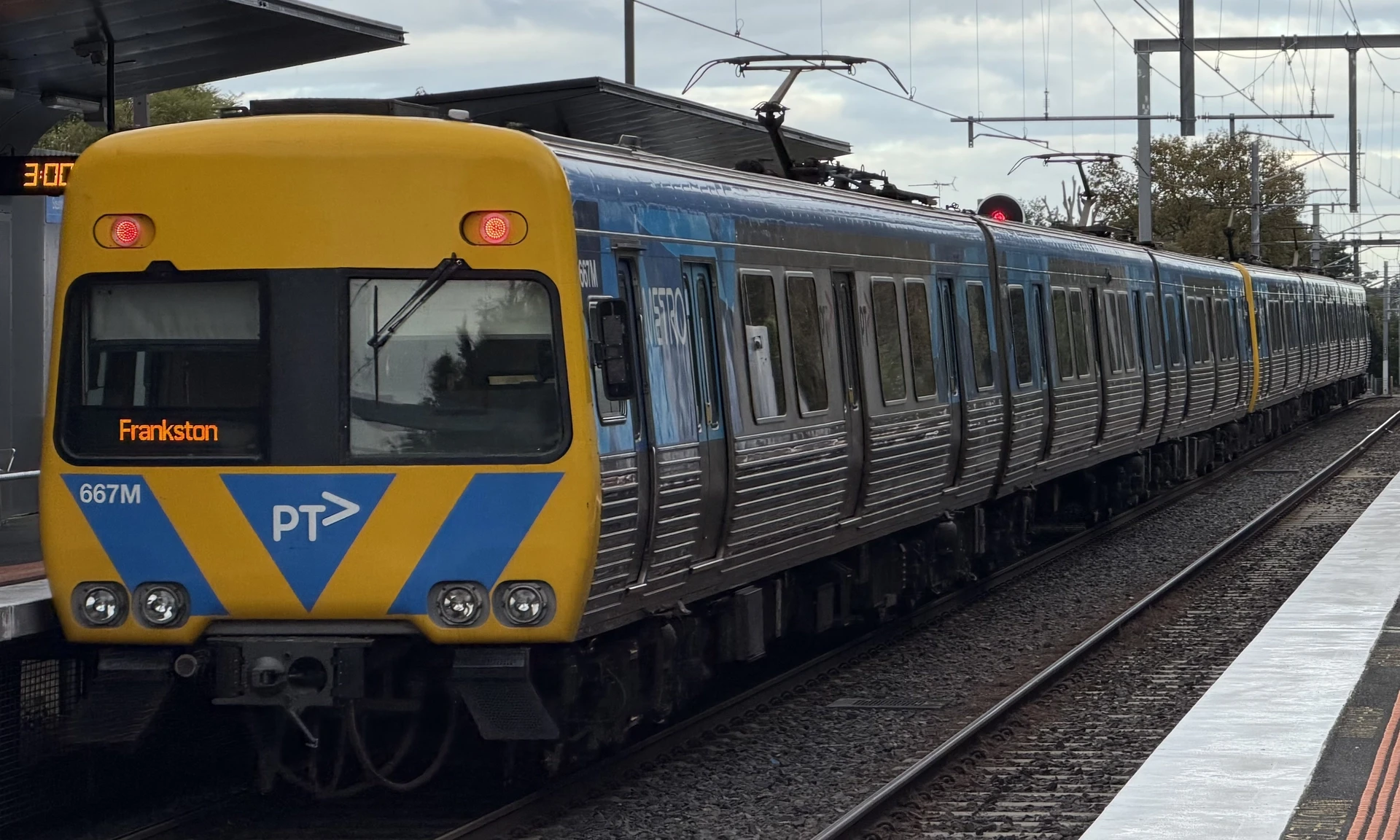 Alstom Comeng 667M