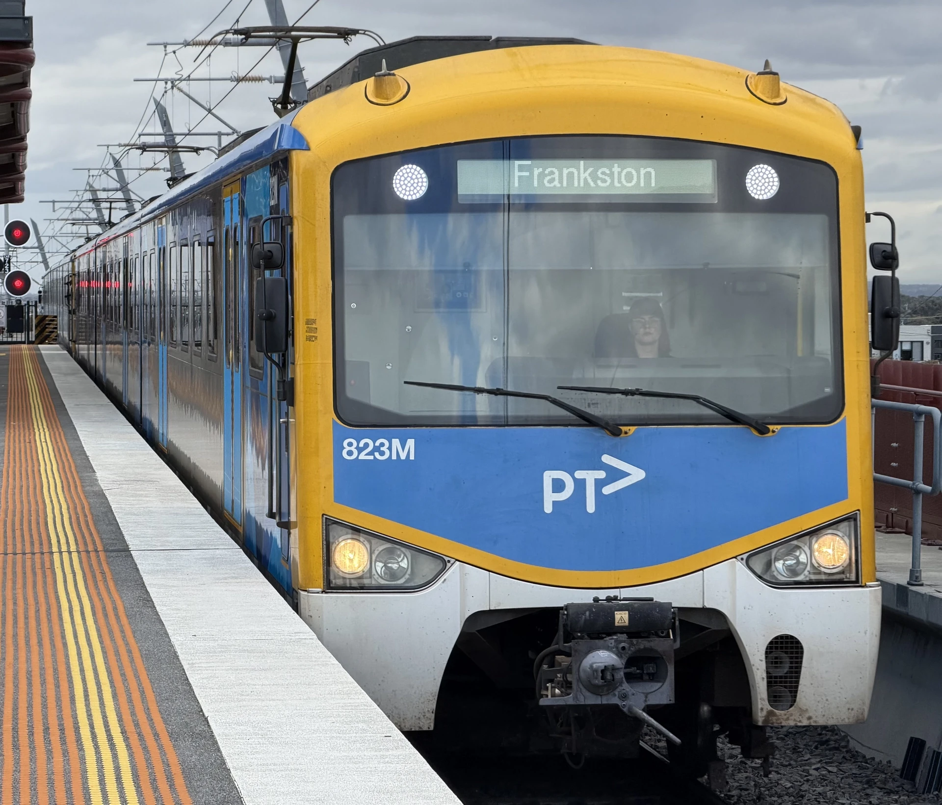 Siemens Nexas 823M