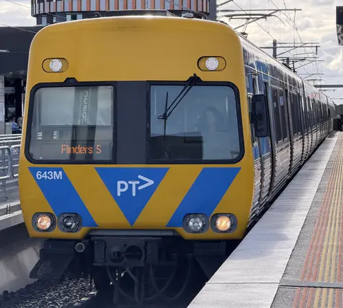 Alstom Comeng 643M