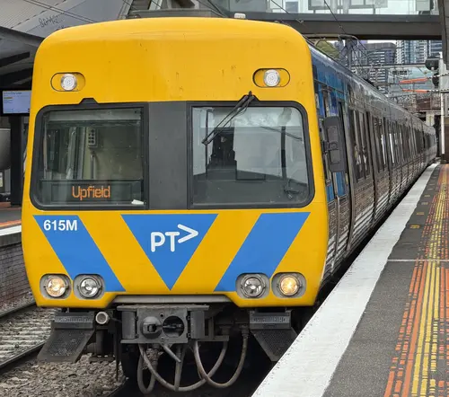 Alstom Comeng 615M