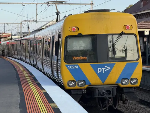 Alstom Comeng 582M