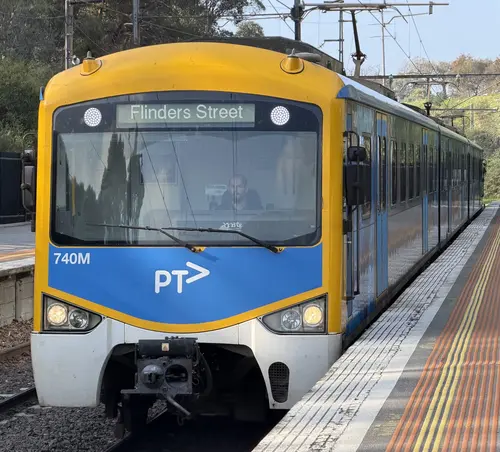 Siemens Nexas 740M