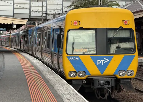 Alstom Comeng 562M