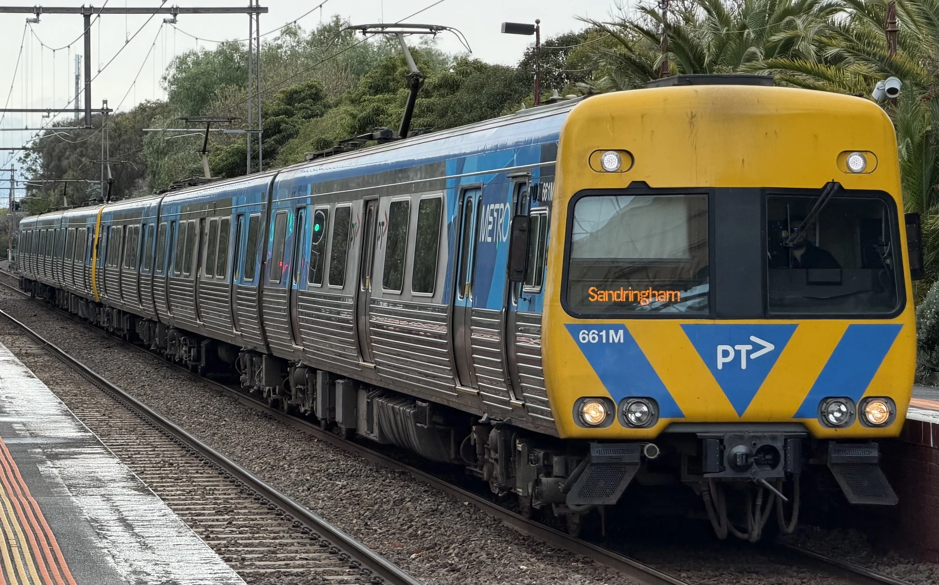 Alstom Comeng 661M