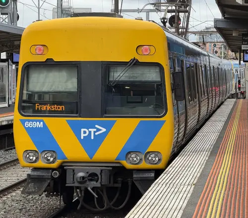 Alstom Comeng 669M